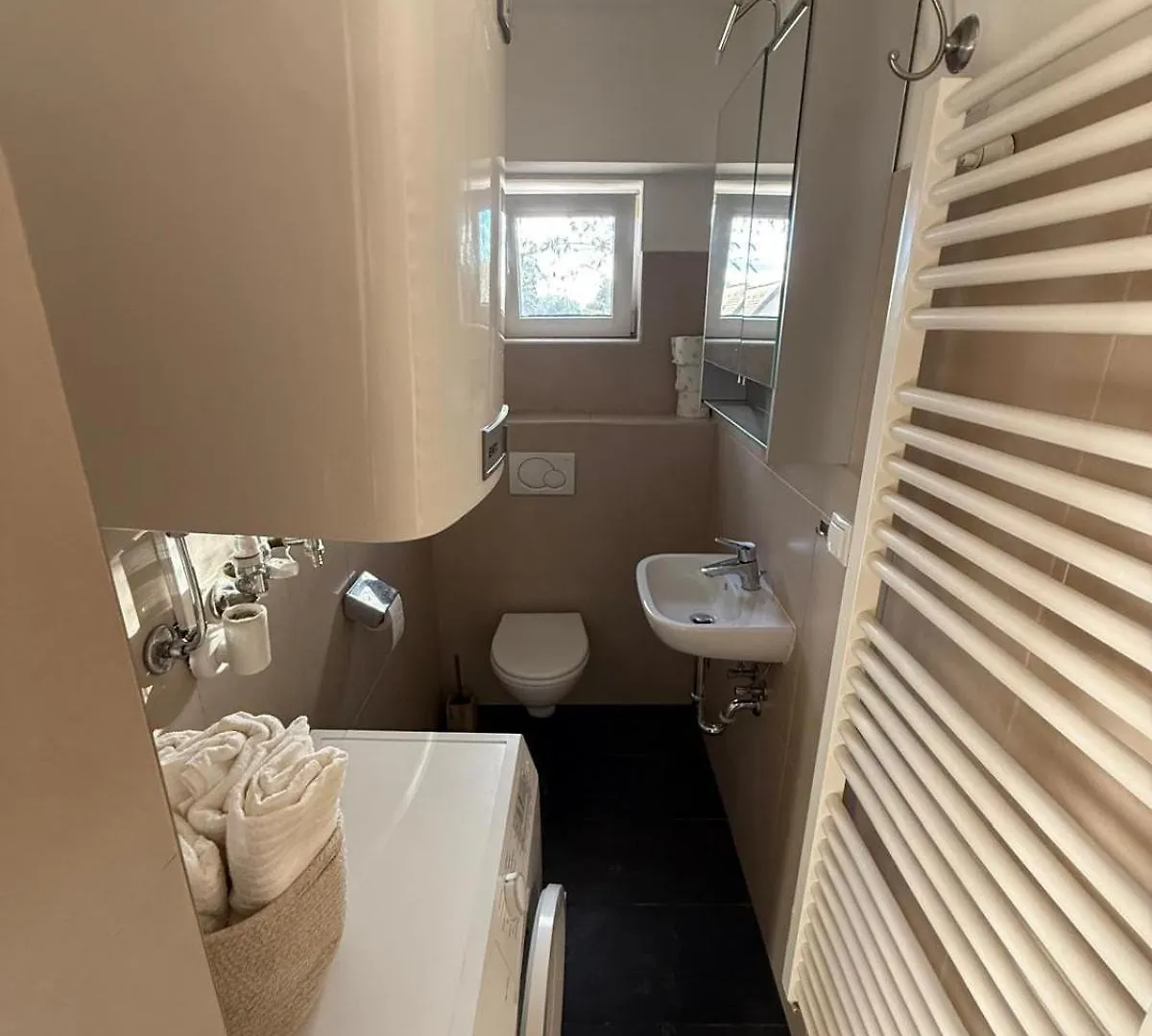 Cozy Studioapartment With Graden In Graz Free Parking Appartement